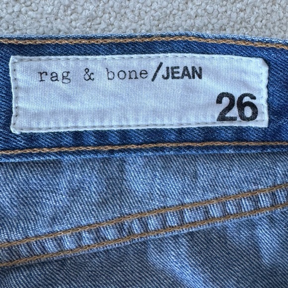 RAG & BONE Cut Off Shorts in Freeport | Distressed Blue Jean Denim + Raw Hem 26 - Picture 3 of 5